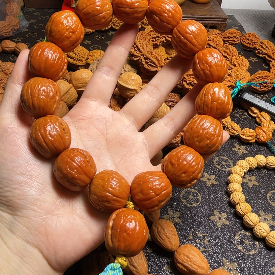 晋***核桃南瓜红皮手持888