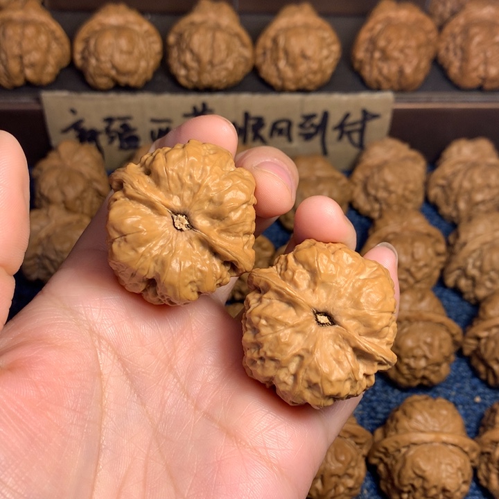 桃核吊坠拾****工蛤蟆核桃