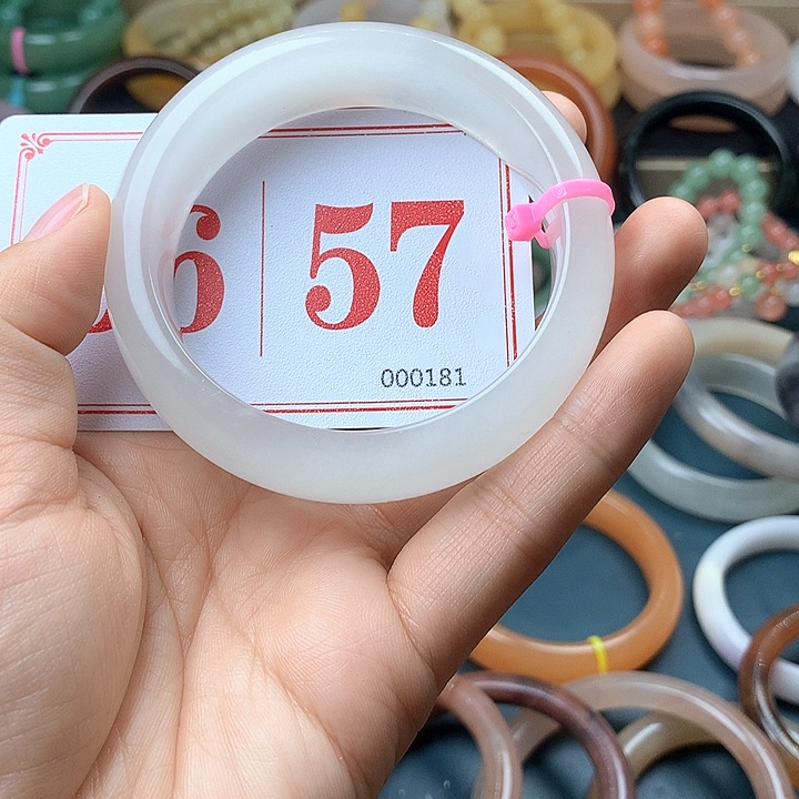 石英质玉（黄龙玉）未镶嵌手镯