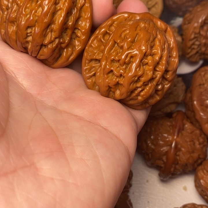 文玩核桃吊坠虎头41