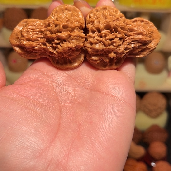 桃核把件?*道精品核桃