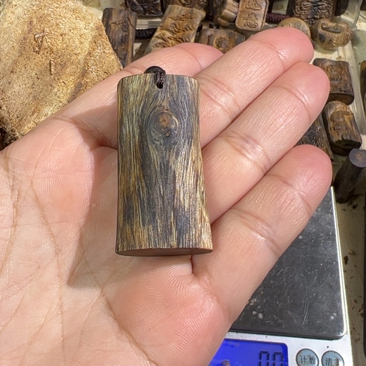 沉香吊坠白棋楠沉香吊坠4.4克