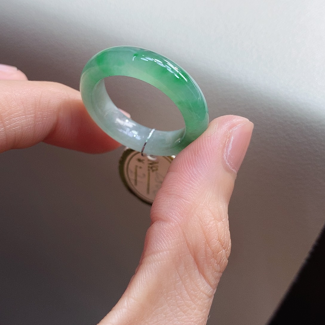 翡翠戒指18K金镶嵌21号