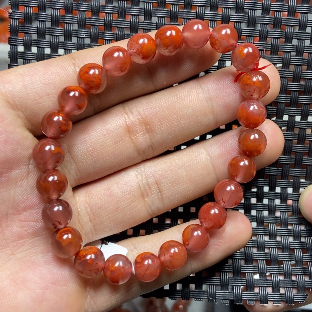 南红玛瑙手串未镶嵌8mm