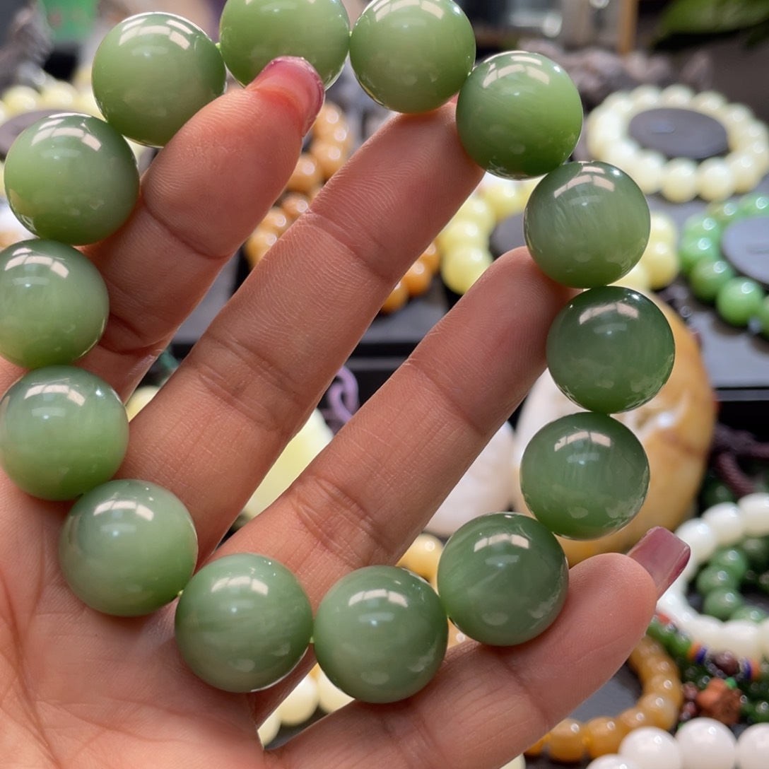 和田玉手串未镶嵌