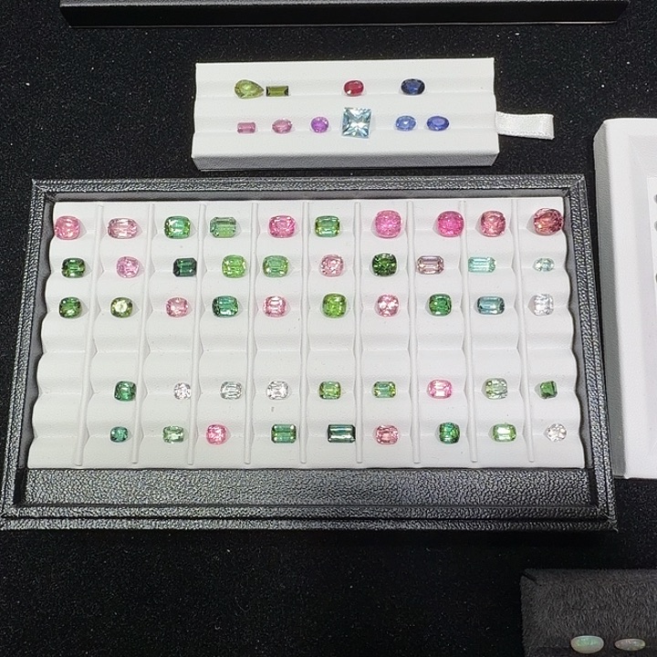 欧泊未镶嵌天然天然