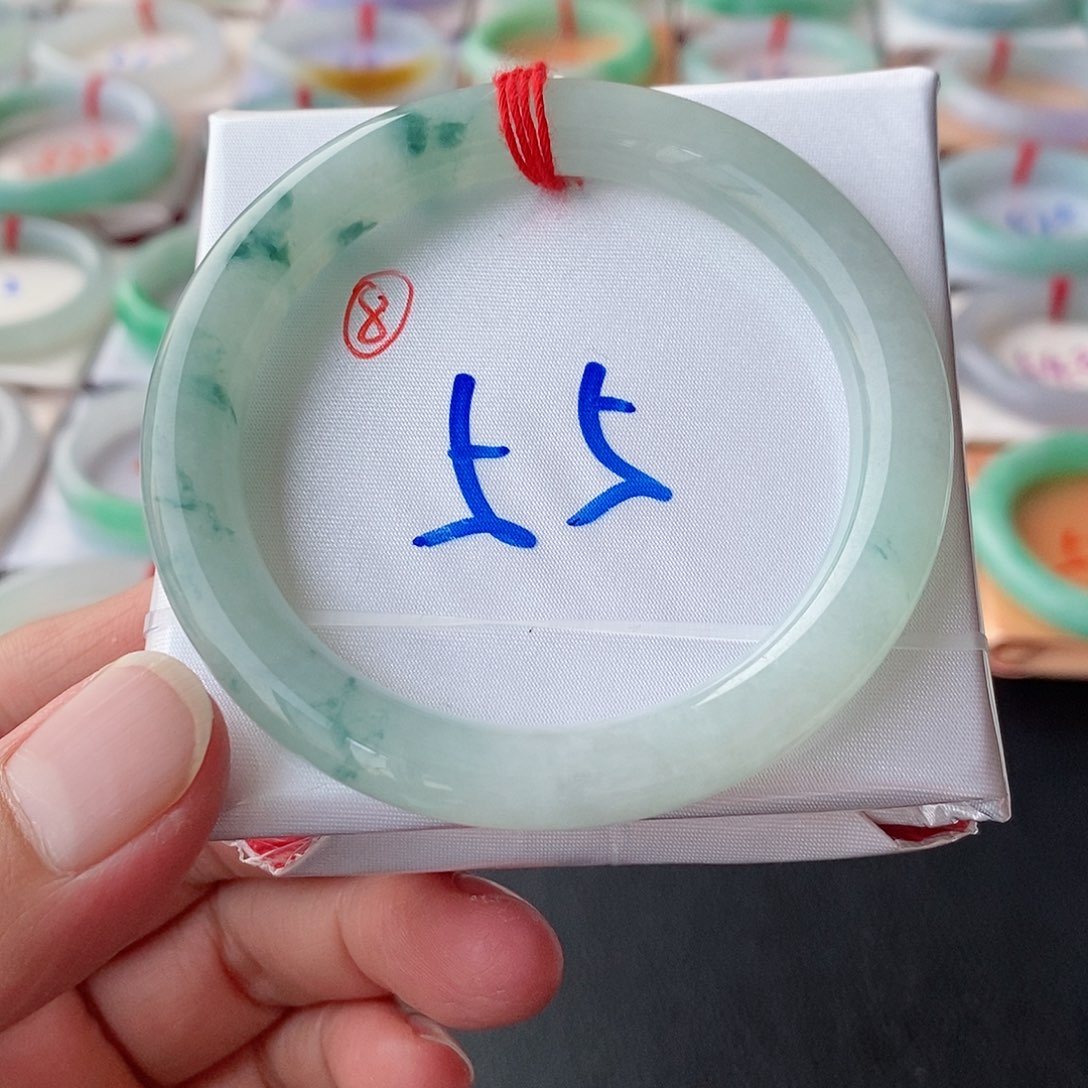 翡翠手镯未镶嵌8号链接