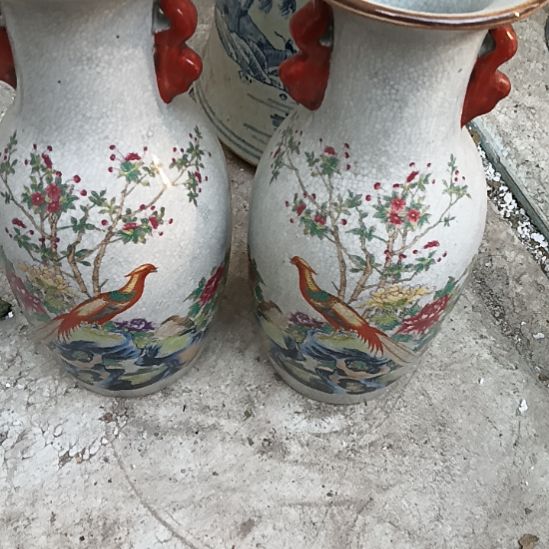 瓷片，，，，，，，，，，，。。。。，，，，，，