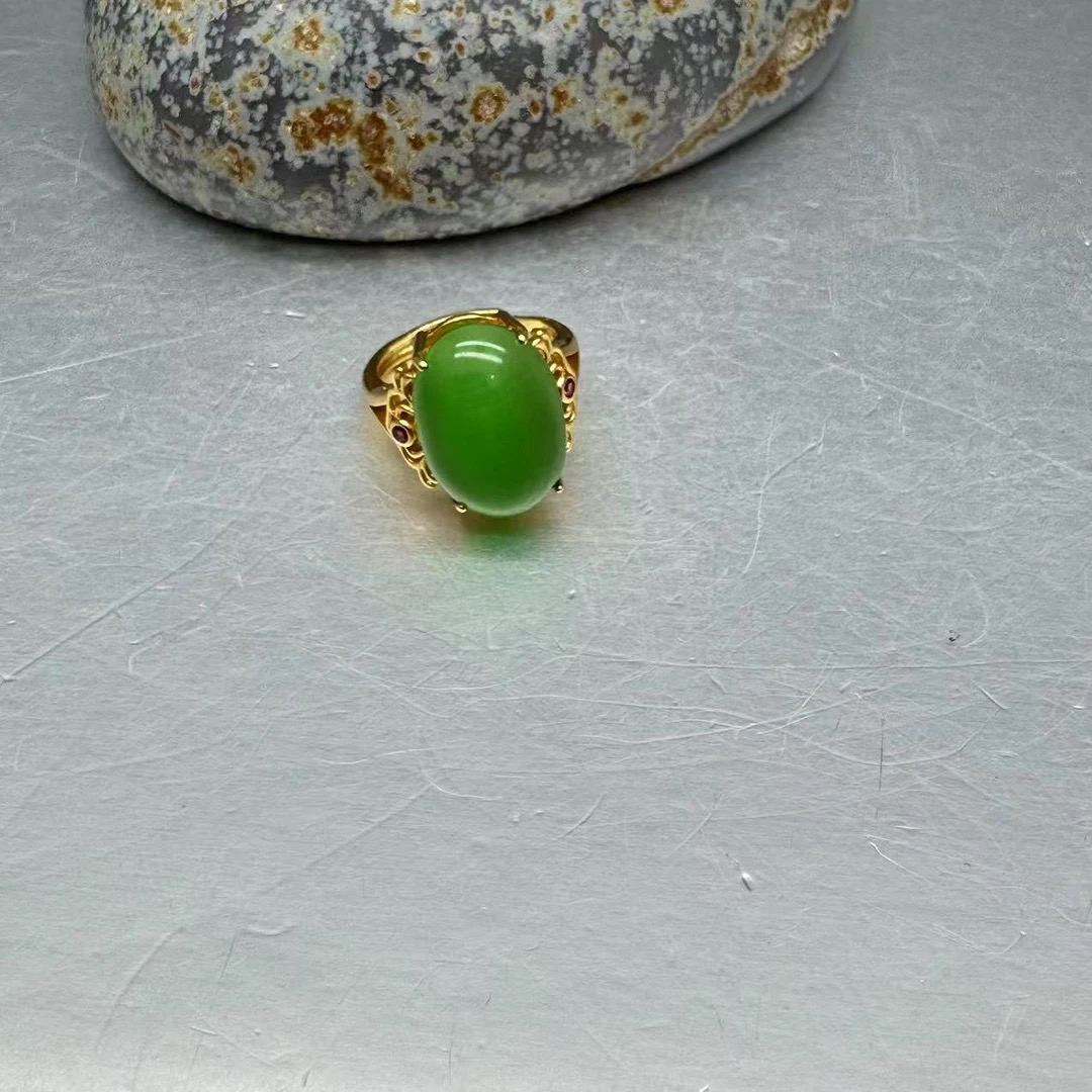 于 D095 绿色戒指新款时尚百搭男女款 多样性发其一