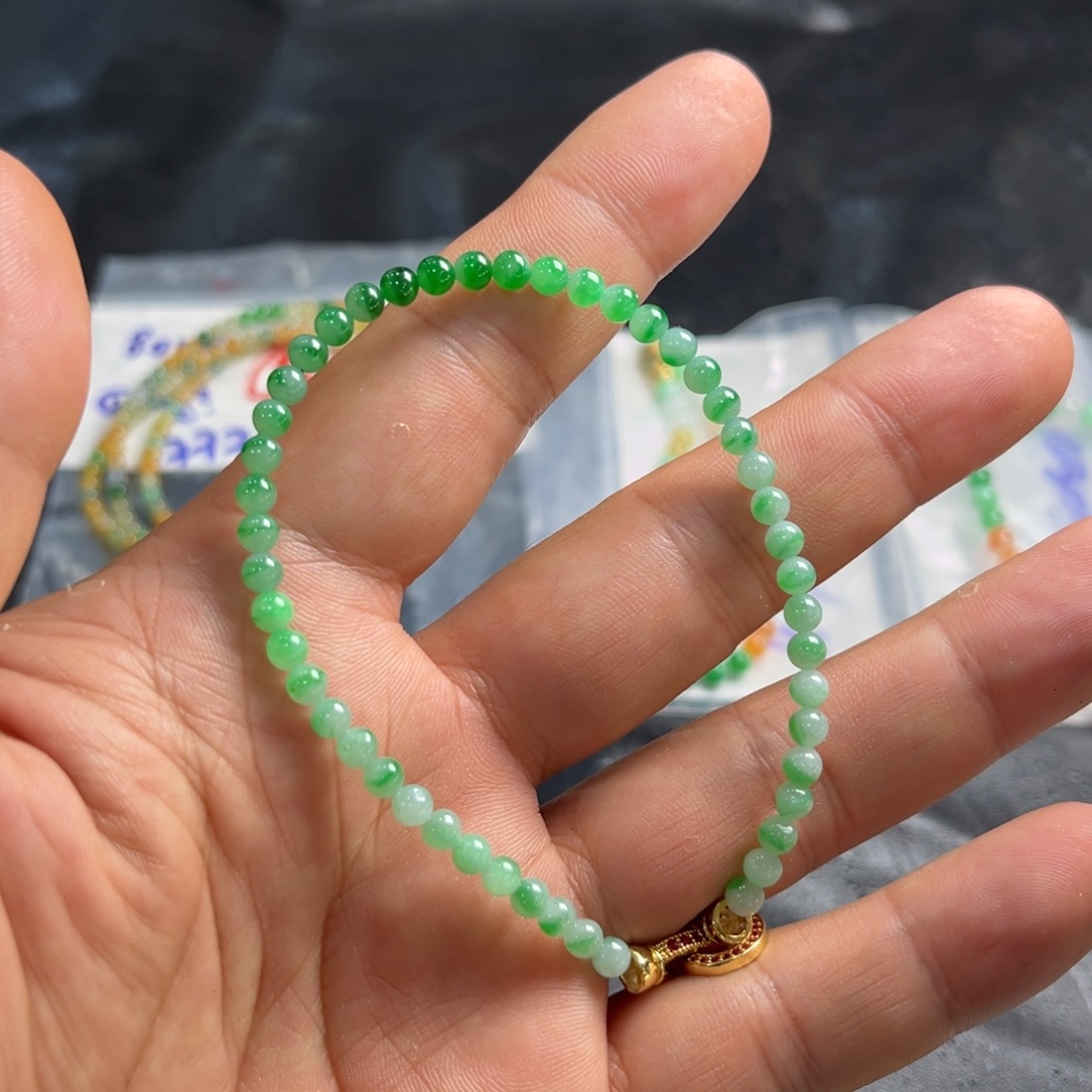 定制翡翠未镶嵌翡翠手串定制抛光