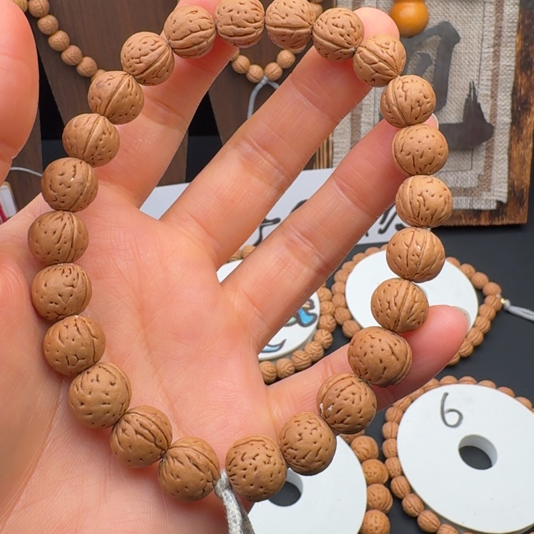 手串桃核11➕脐中脐手持