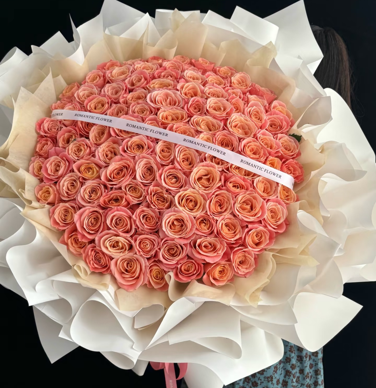 朱小姐A级玫瑰花束鲜花人民币20支斗南基地直发临江仙有钱花