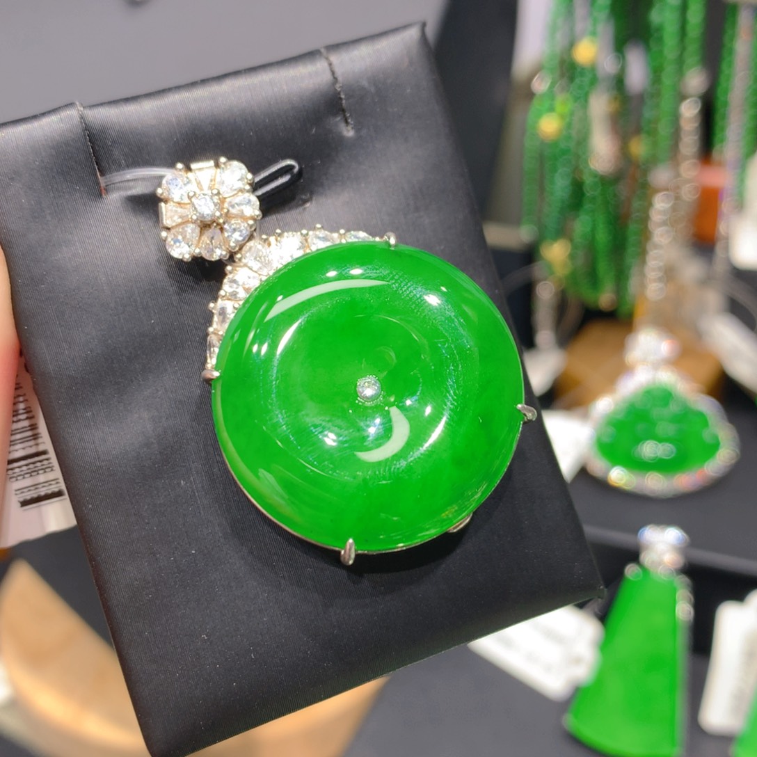 翡翠银S925镶嵌颈饰