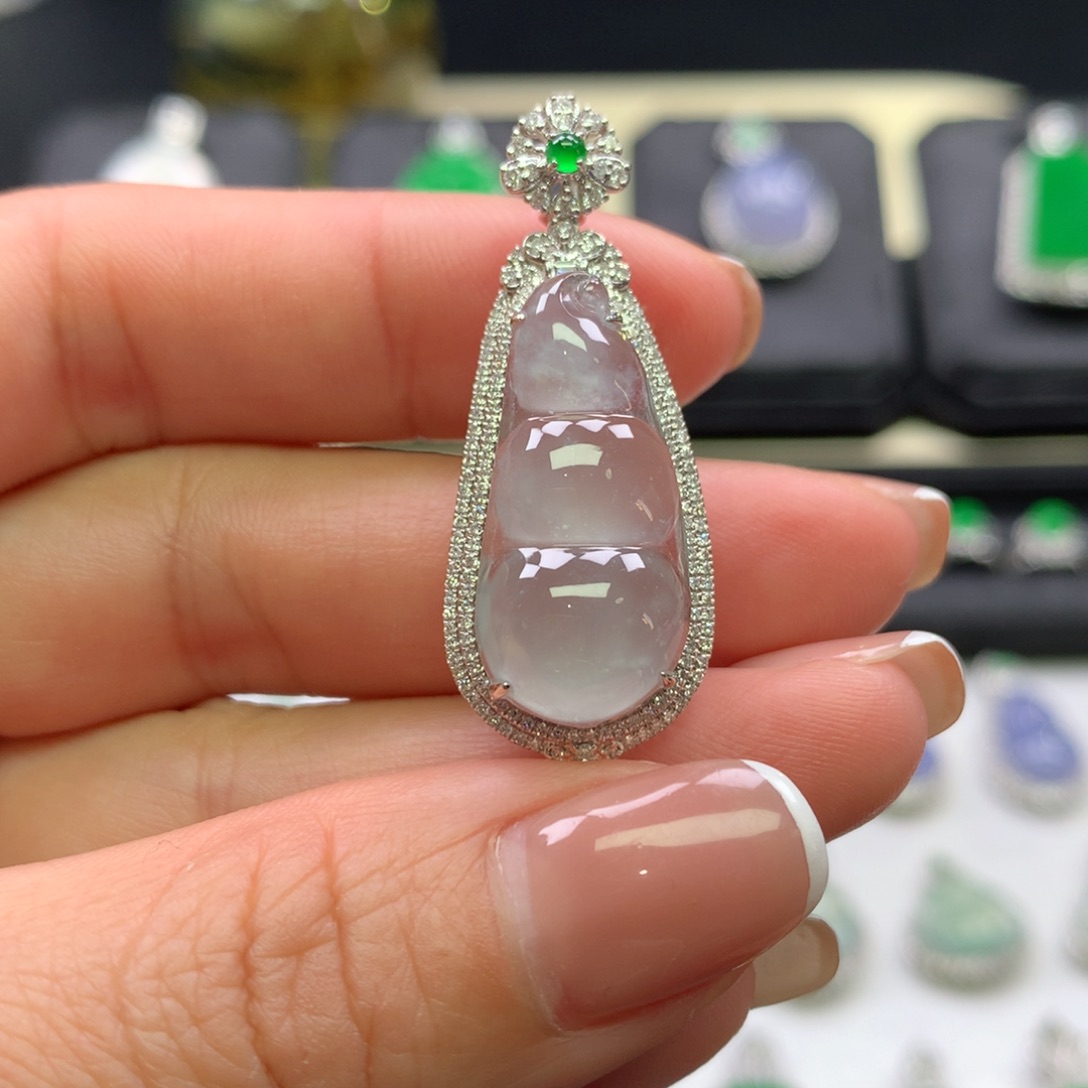 翡翠吊坠(不含链)18K金镶嵌