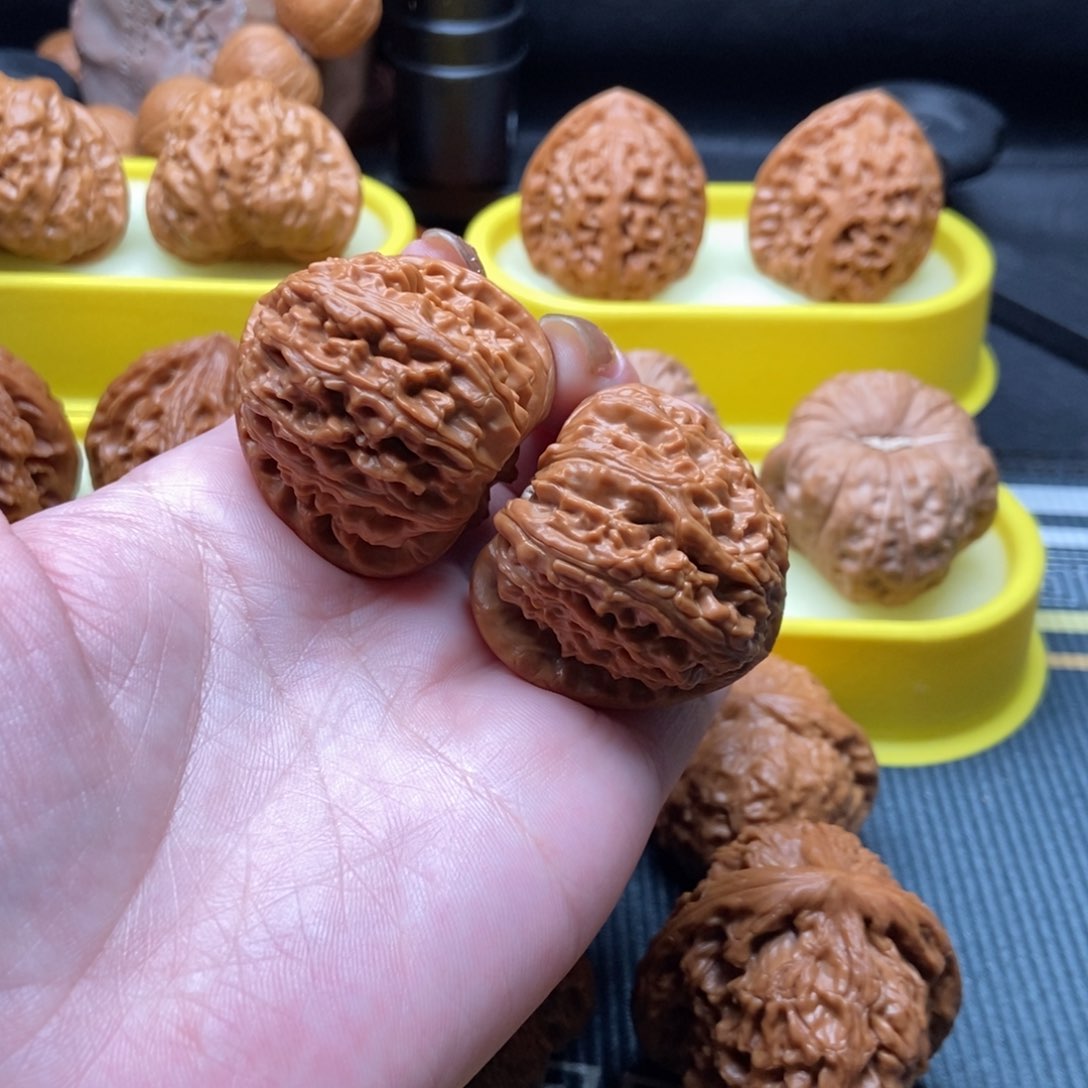 文玩核桃把件国*三角白