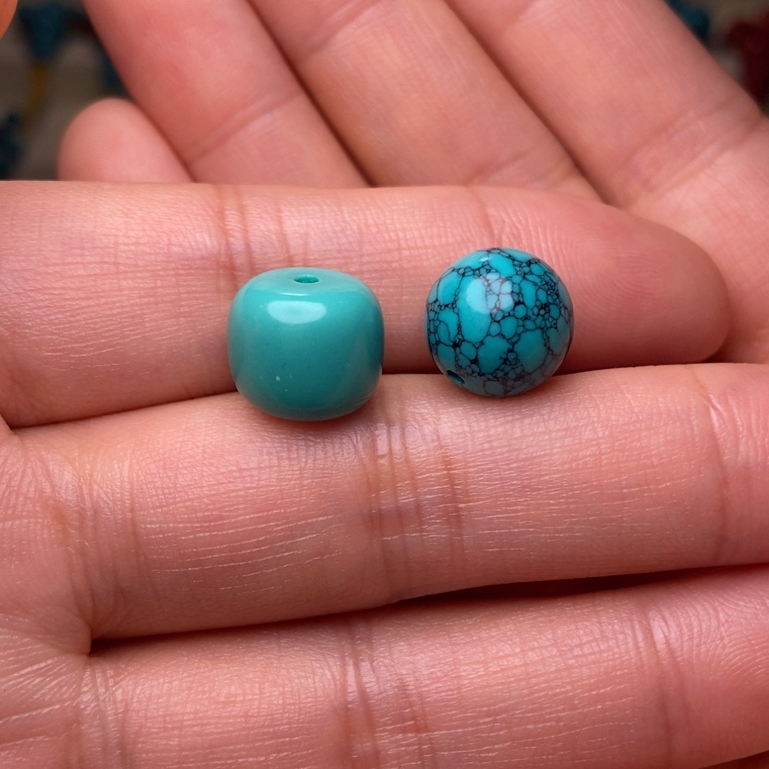 帅***仔非金属两颗卡12的各一颗