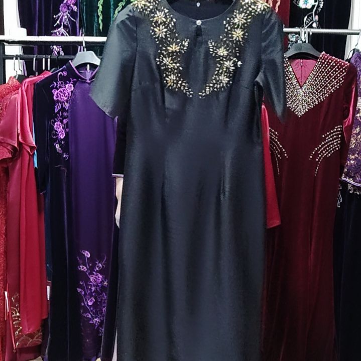 黑色手工穿珠后开叉连衣裙xl115斤以内