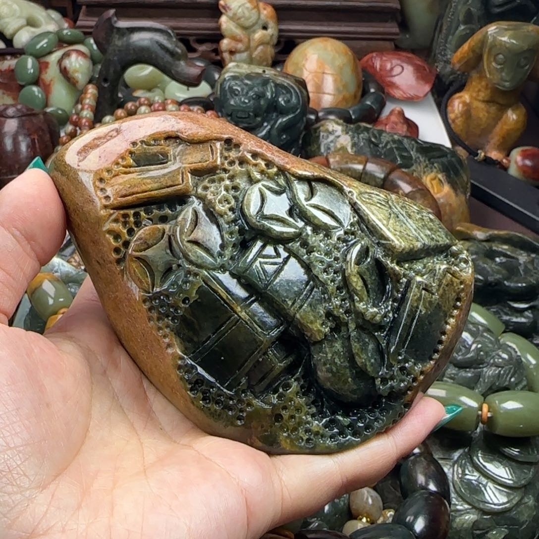 岫岩河磨玉（透闪石质玉）手把未镶嵌