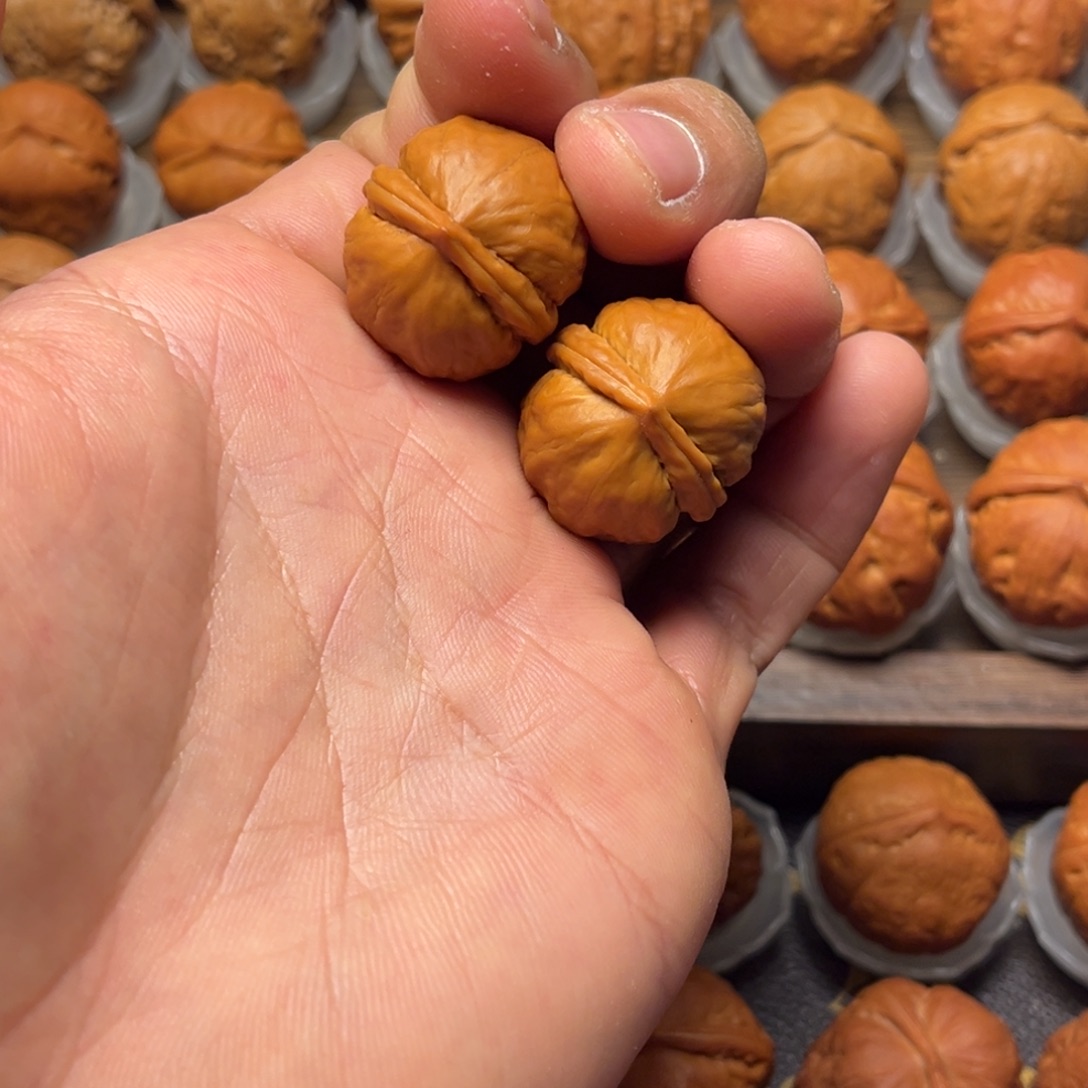 R****文玩核桃把件手捻