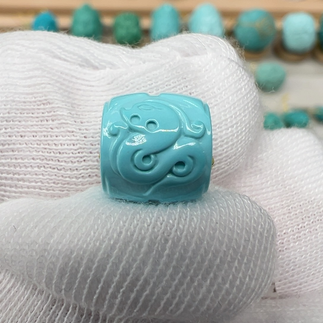 绿松石配饰未镶嵌