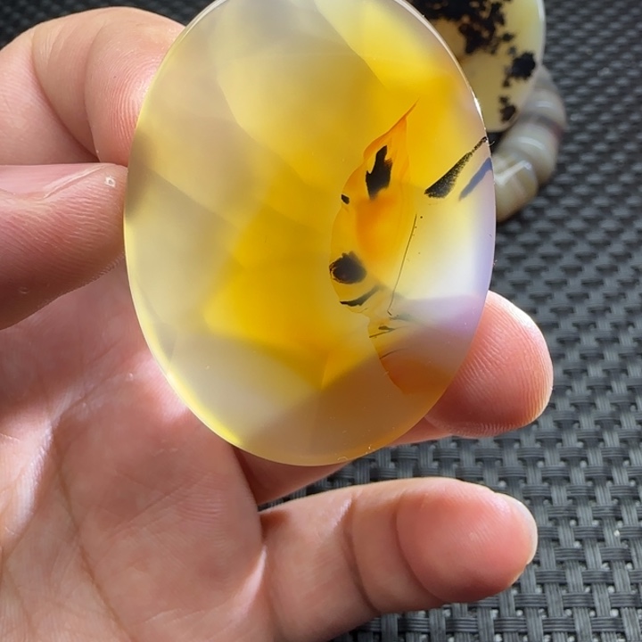 蓅***烺玛瑙/玉髓未镶嵌颈饰