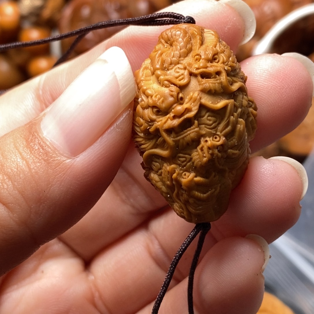 吊坠猴头核桃橄榄