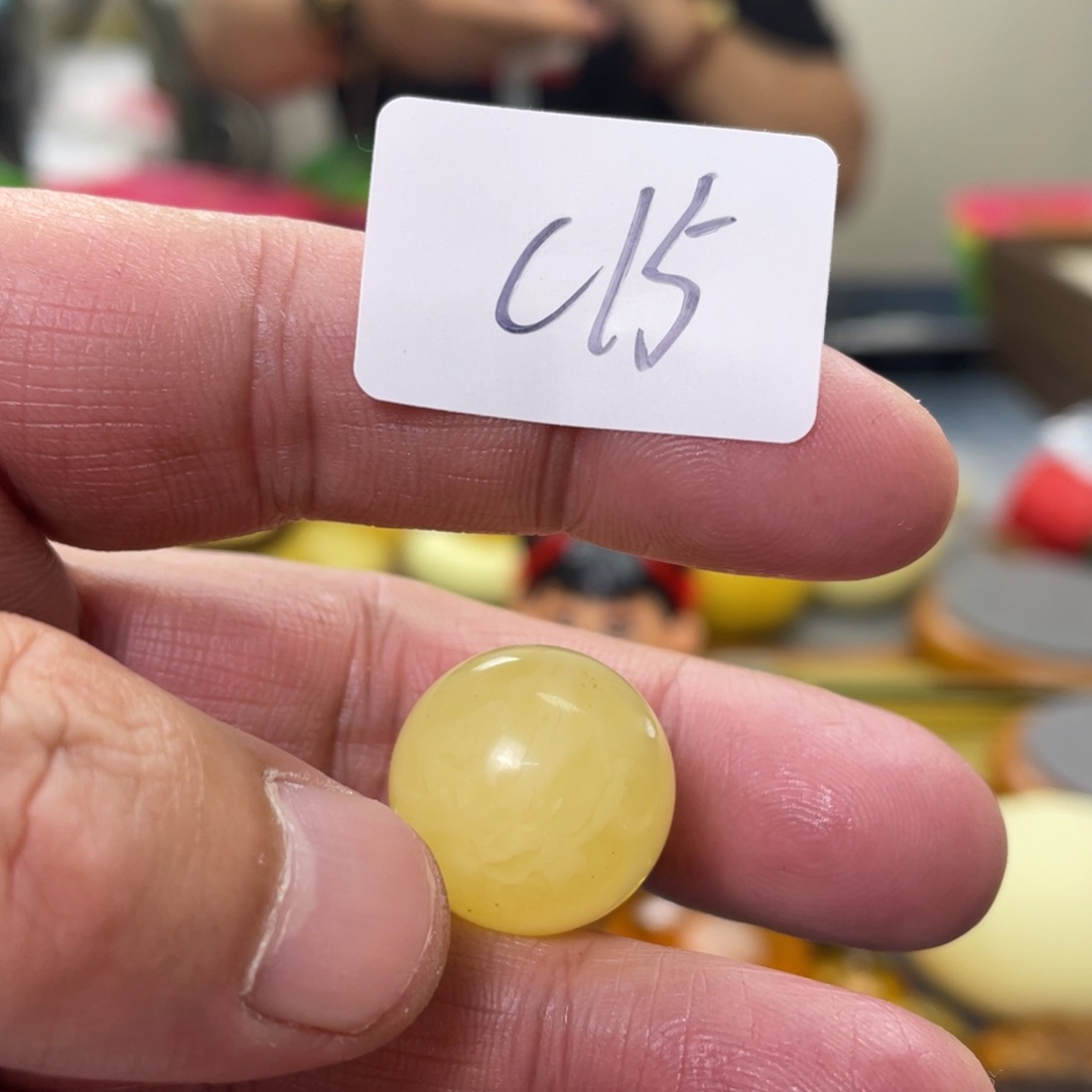 手链琥珀未镶嵌多样性发，发其中一件