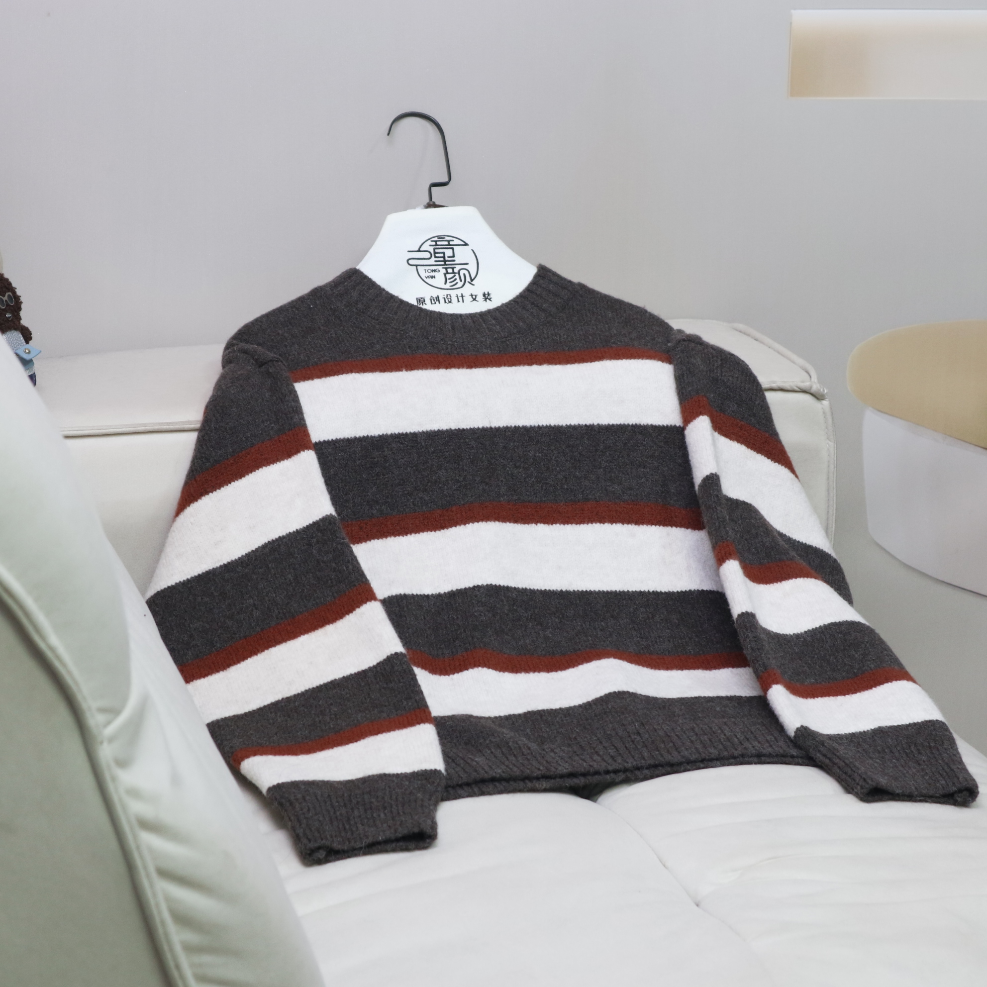 【13089】高品质原创设计焦糖百搭圆领针织上衣杰