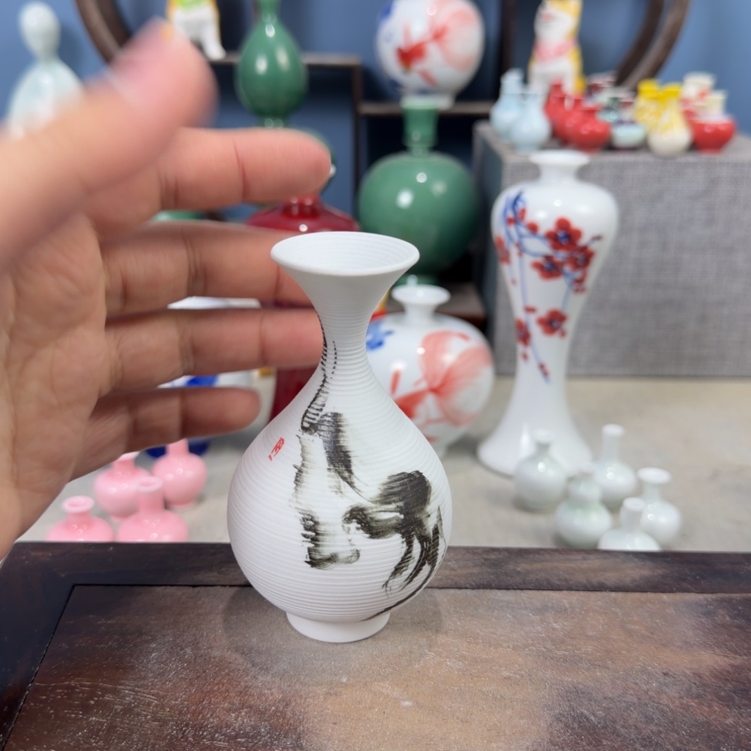 陶瓷手工小花器摆件