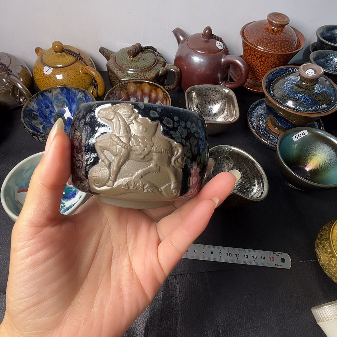 茶盏你是个很爱学习却也