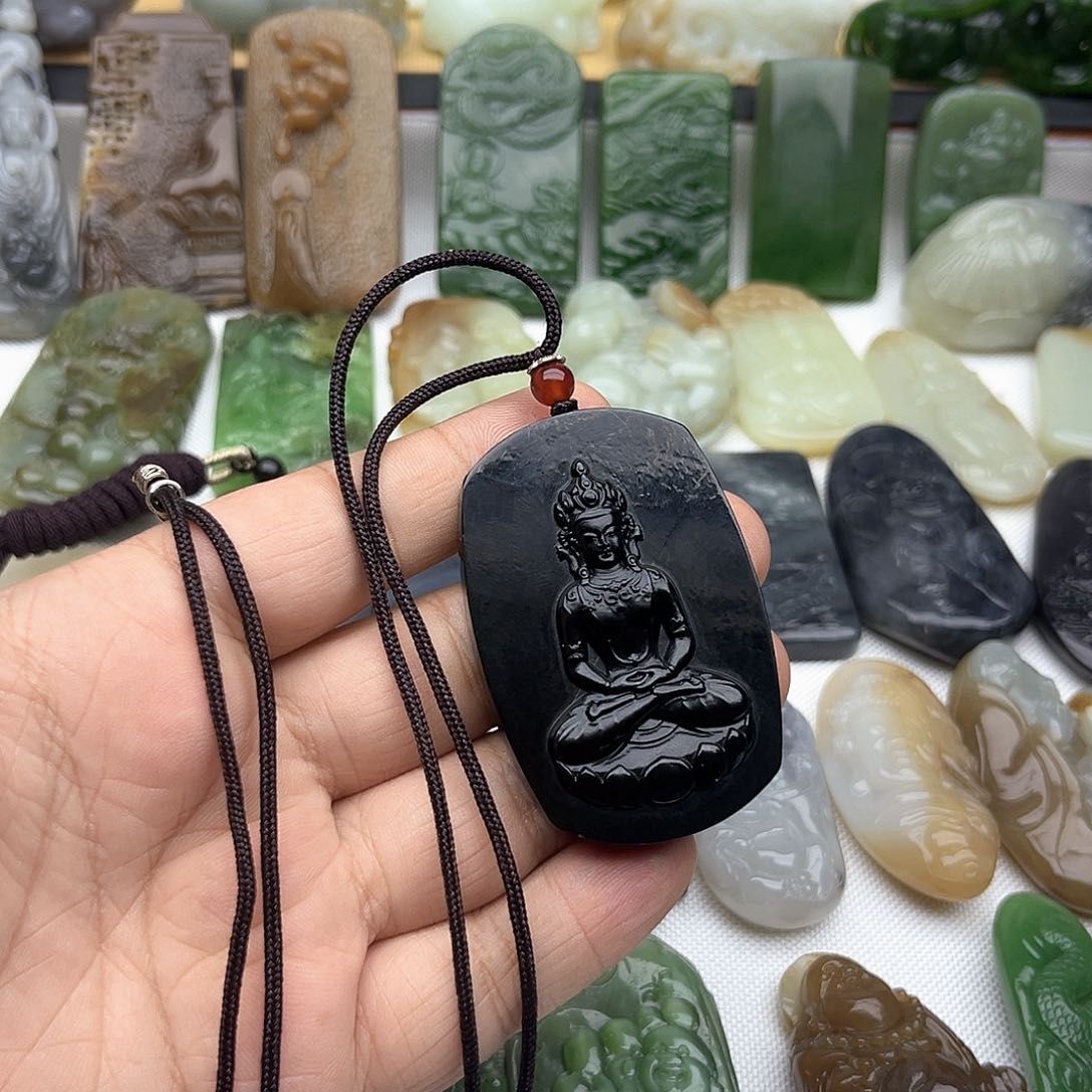 和田玉挂件未镶嵌