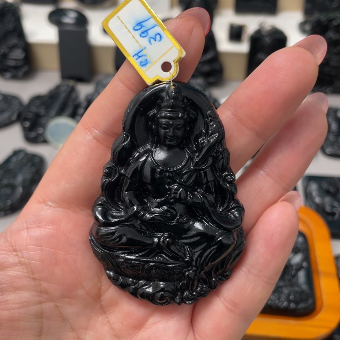 阿***奇蛇纹石玉未镶嵌吊坠