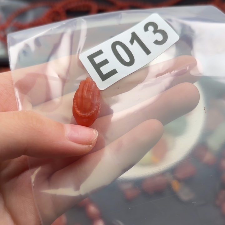 南红玛瑙珠宝奇石未镶嵌