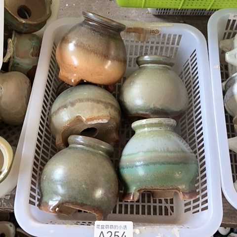 紫砂花盆254微瑕品微瑕品口径5厘米可以