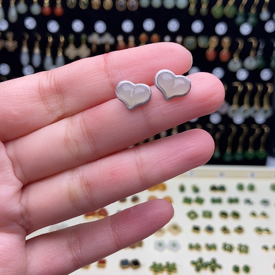 和田玉银S925镀金镶嵌耳饰