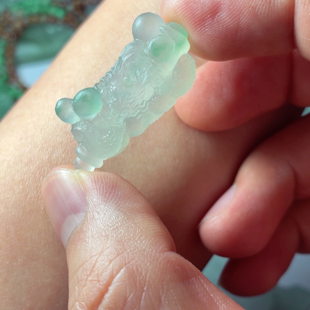 定制翡翠未镶嵌包工