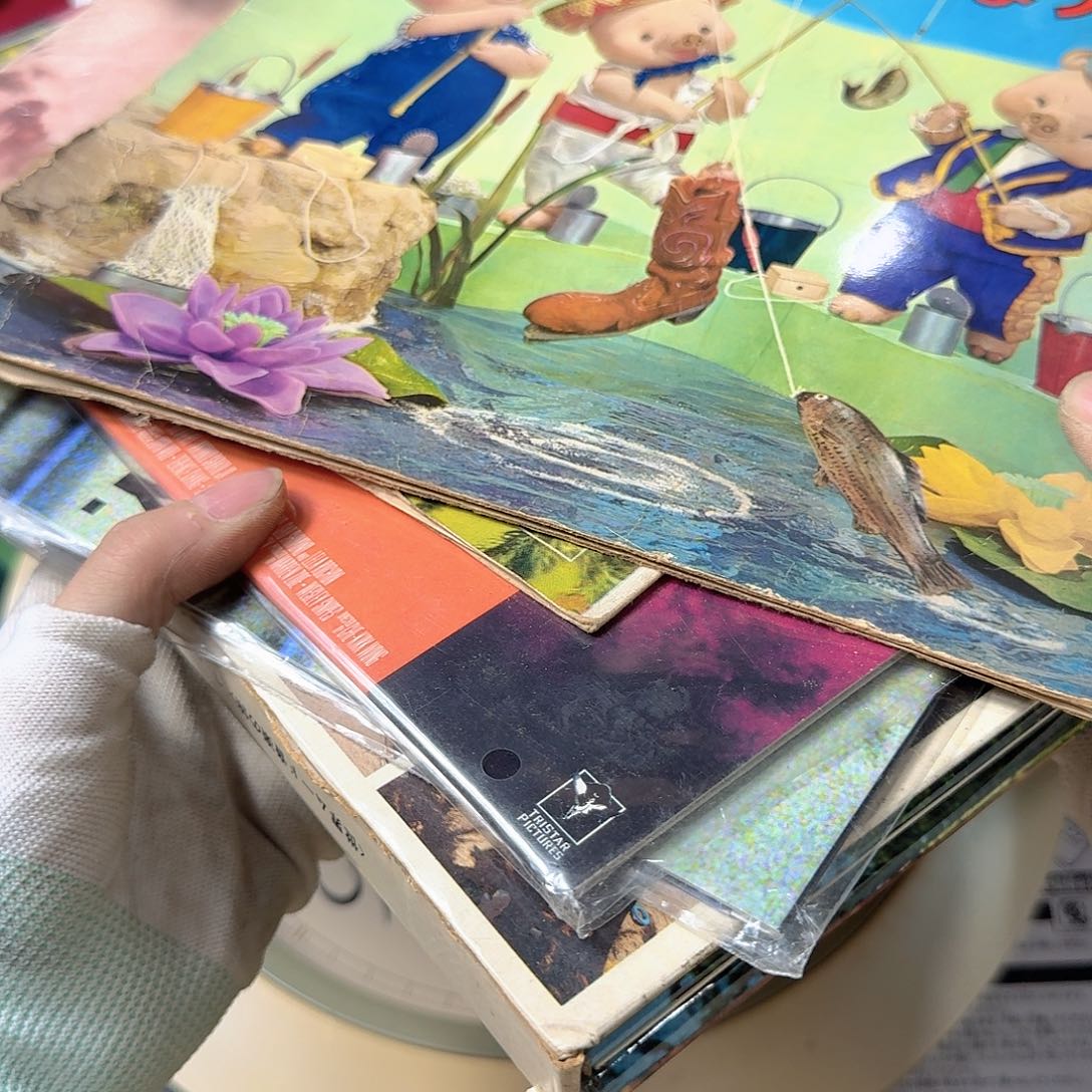 l****u中古商品，瑕疵品，不保好坏。373