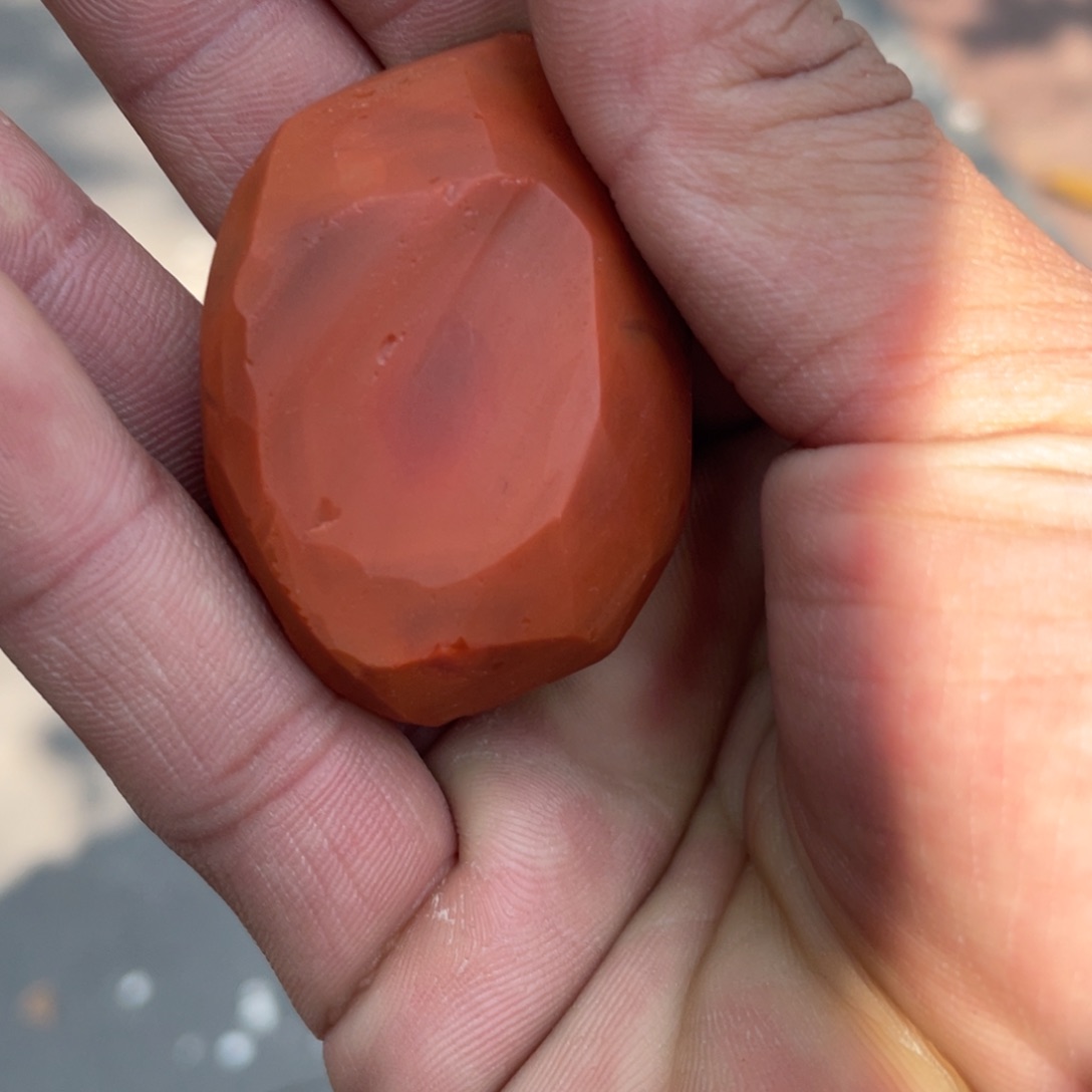 南红玛瑙车挂未镶嵌