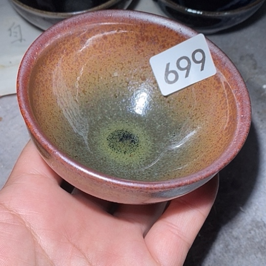 茶盏是因为一切不开心