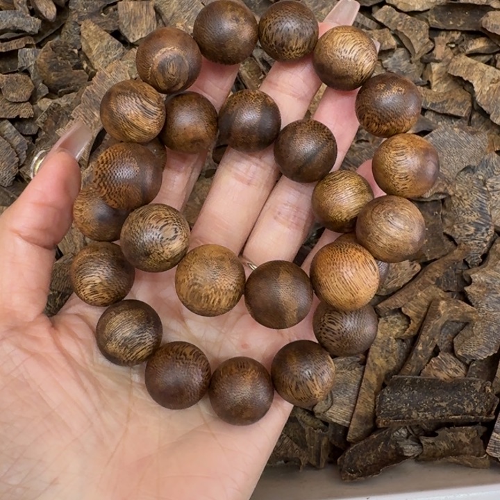 沉香手串海南莺歌绿沉浮多样性发货1