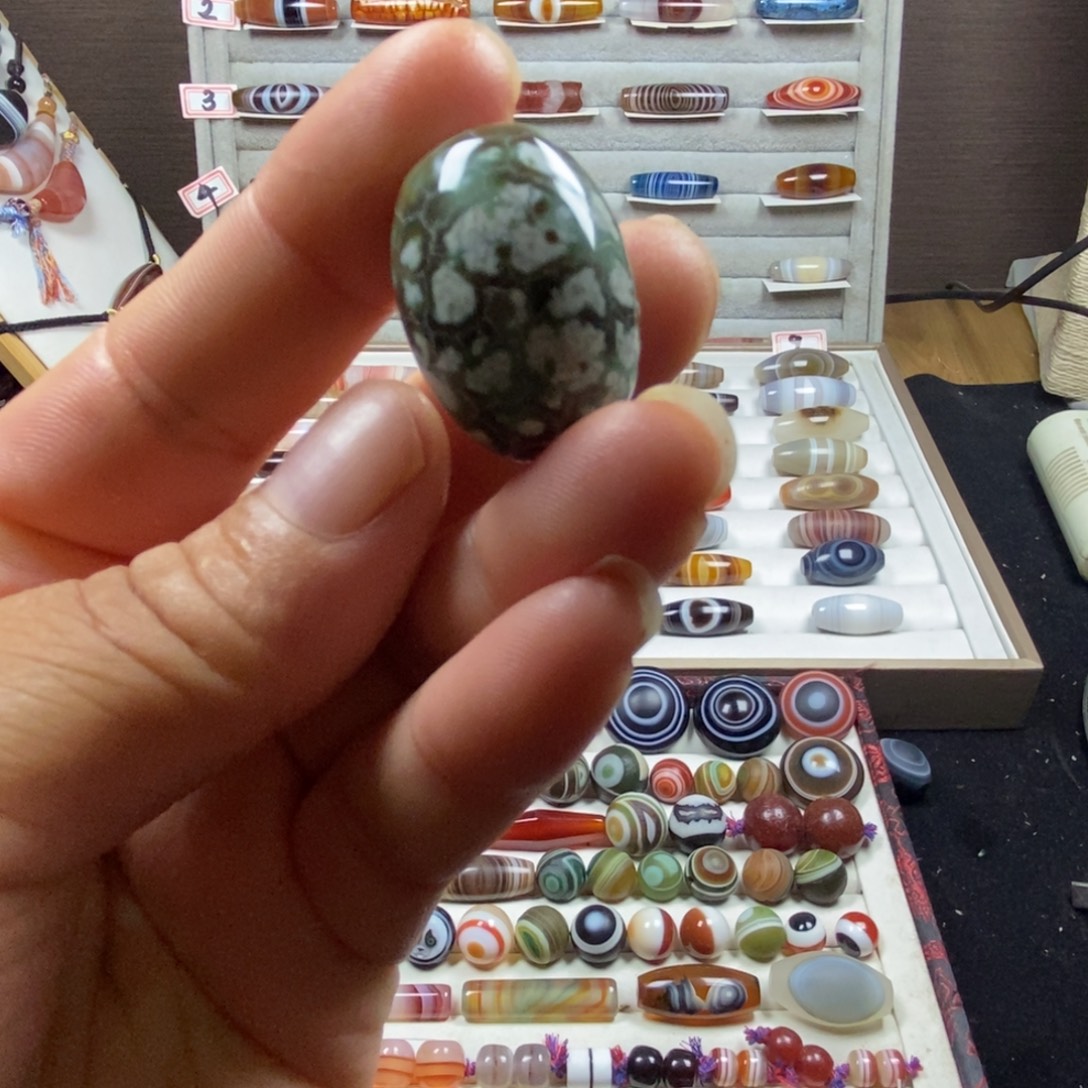 合金颈饰玛瑙/玉髓