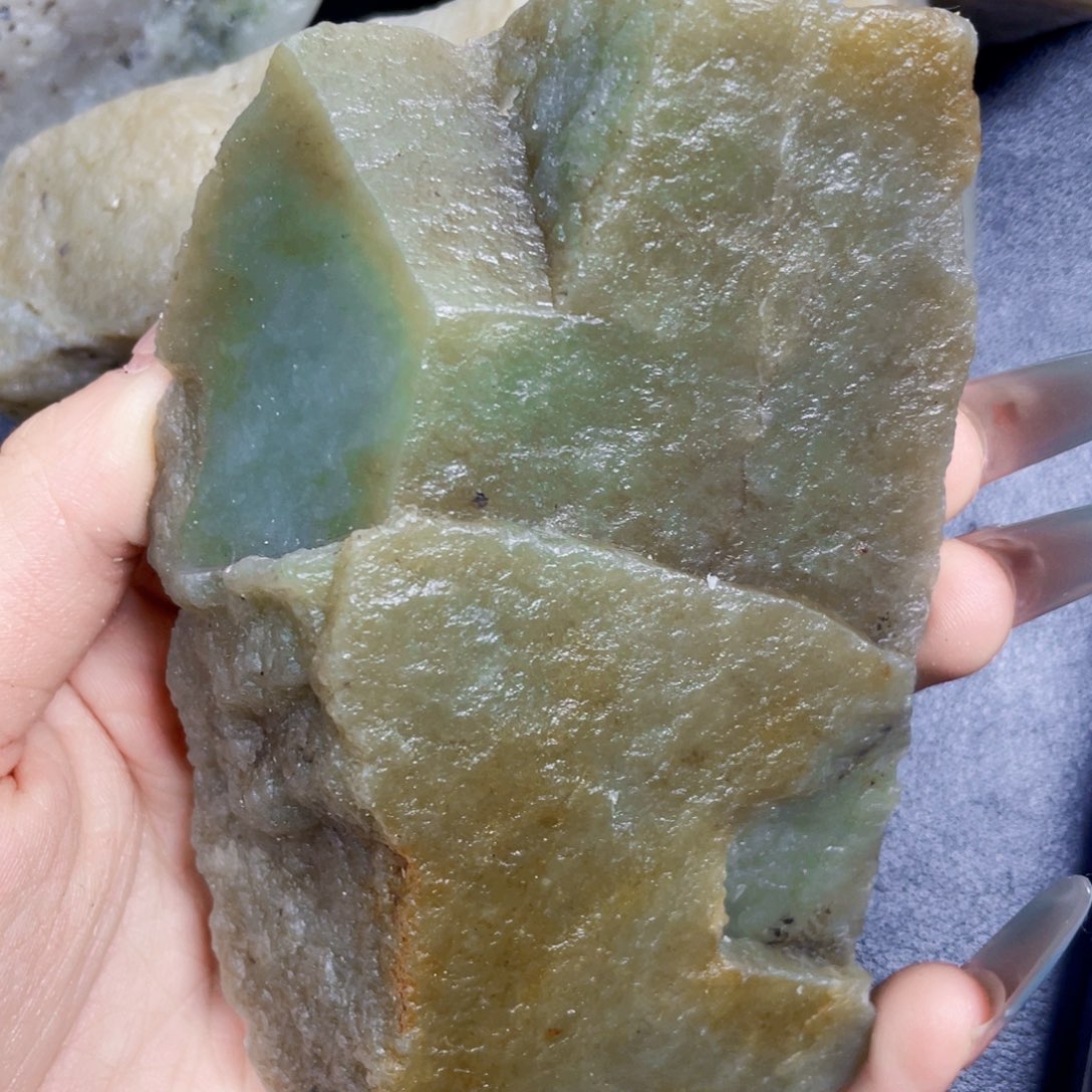 未镶嵌和田玉珠宝半成品
