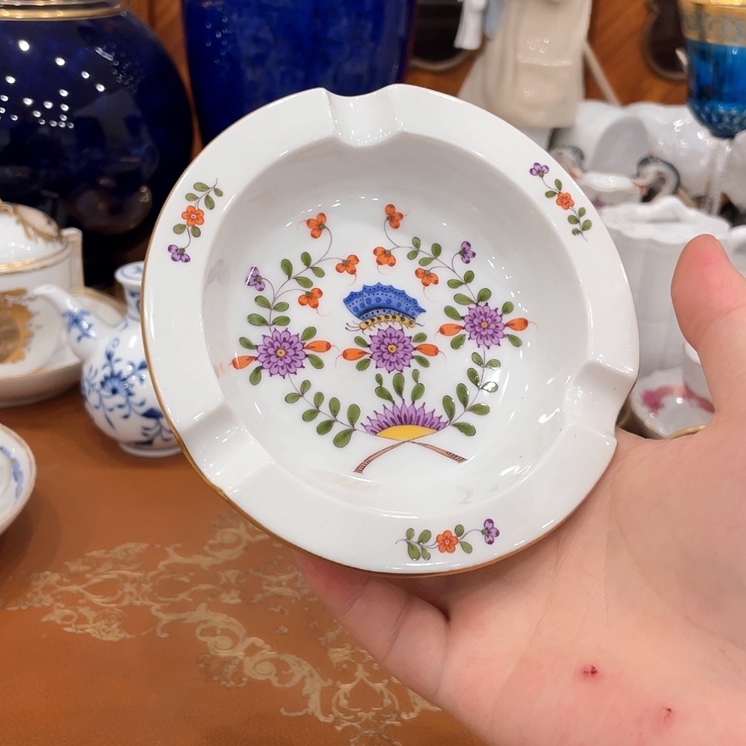 摆件中古一等烟灰缸