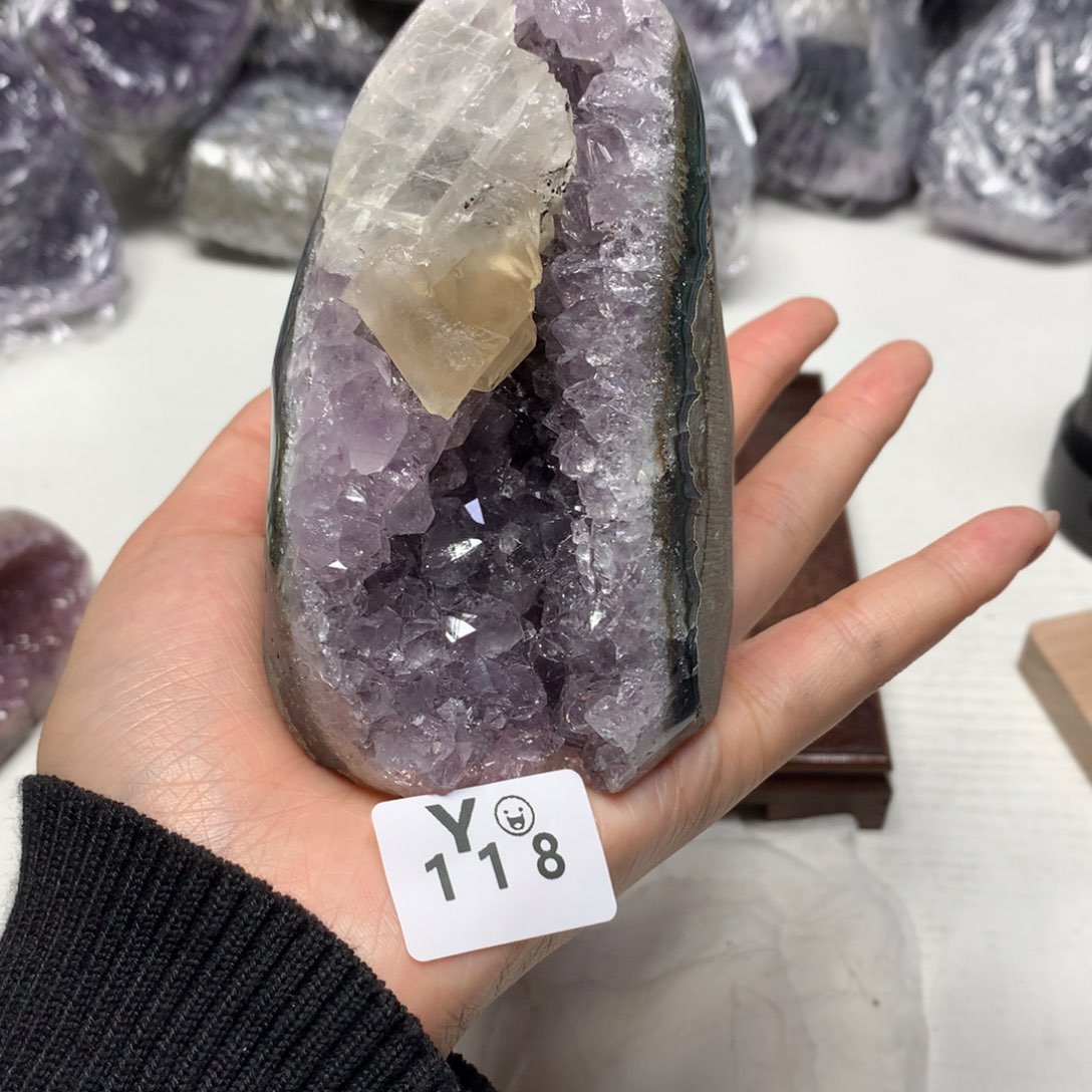 水晶摆件未镶嵌水晶