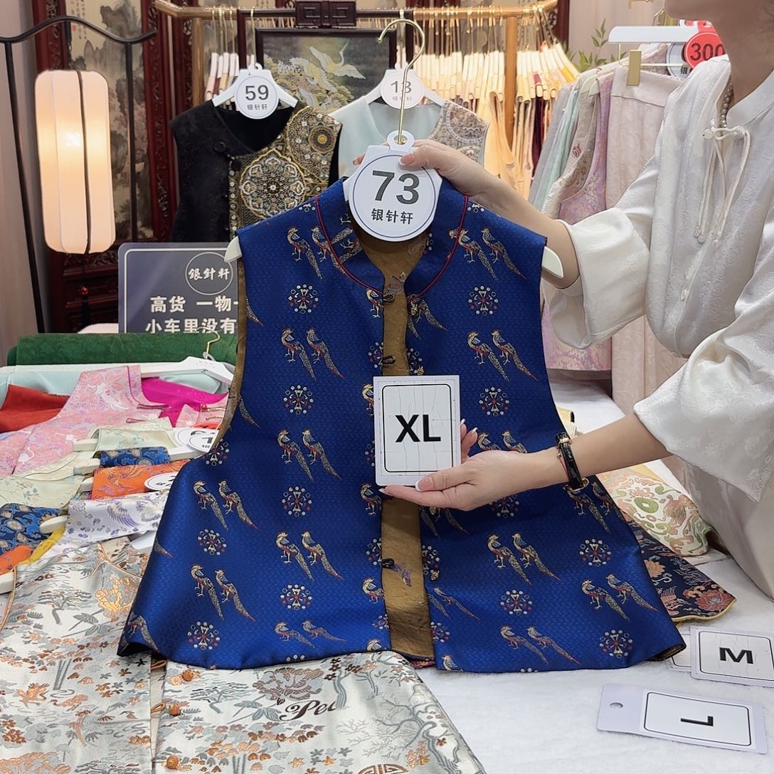 巧***力非遗传承人的精神风貌和
