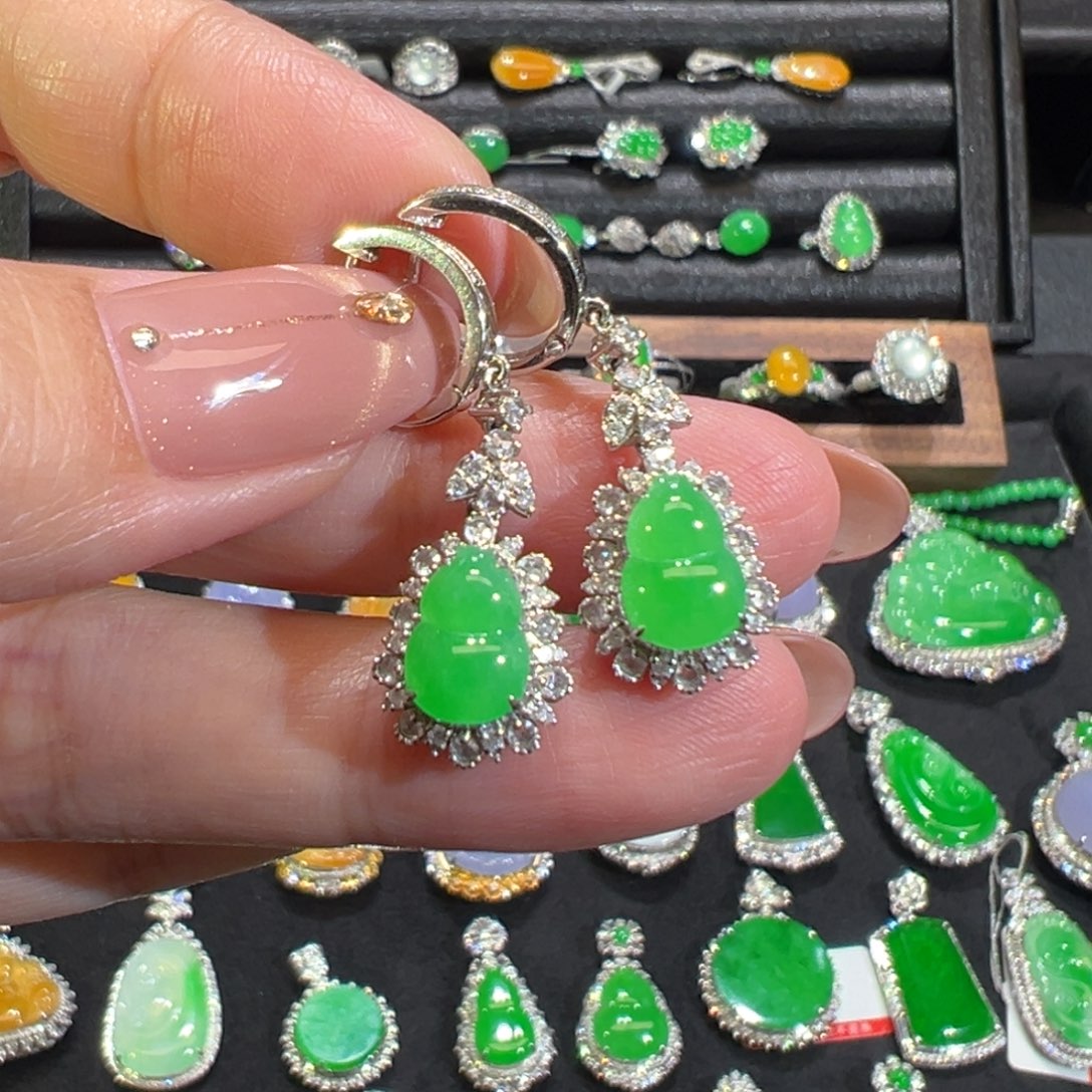 翡翠耳饰18K金镶嵌收货48小时鉴赏期