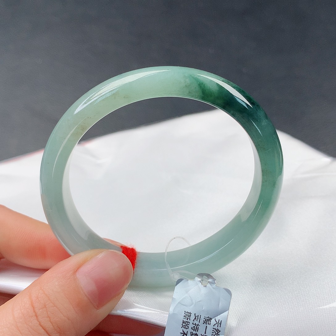 翡翠手镯未镶嵌44贵妃53