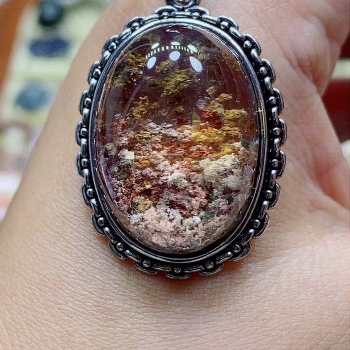 未镶嵌颈饰水晶水晶