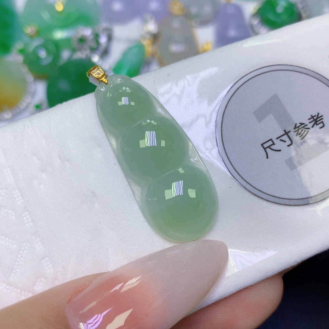 翡翠18K金镶嵌颈饰天然缅甸翡翠a货百元以上9元证书费自理