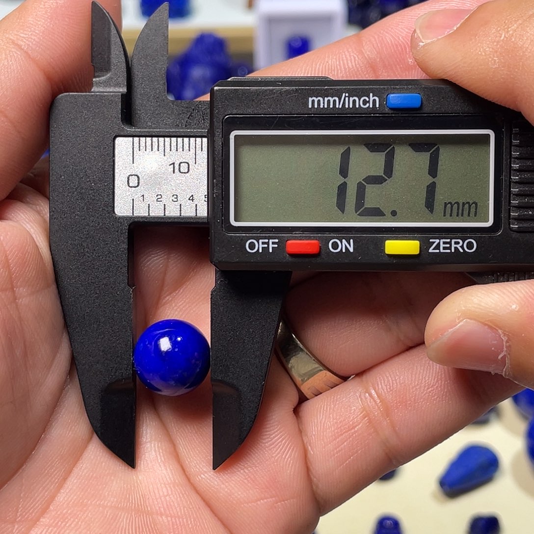 尾***哥青金石未镶嵌精品12.7mm单珠